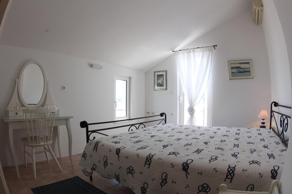 Apartmán Bili Dvori Rogoznica  Pokoj fotografie