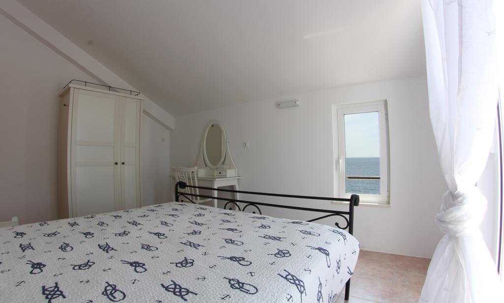 Apartmán Bili Dvori Rogoznica  Pokoj fotografie